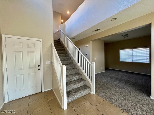 Building Photo - 3841 E Carisbrook Dr