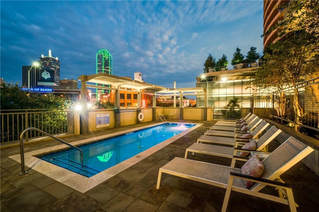 Foto principal - 2323 N Houston St