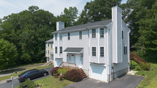 Building Photo - 6 Beatrice Dr