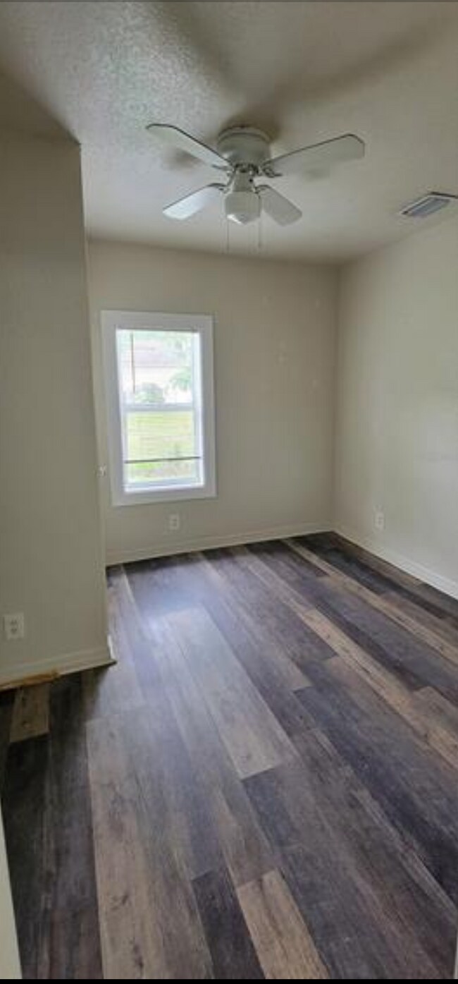 Foto del edificio - 8520 N Brooks St
