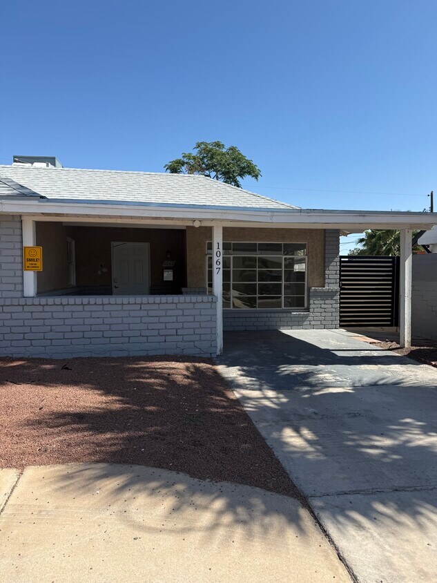 Primary Photo - 1067 Sweeney Ave