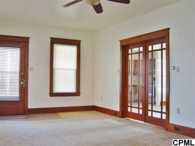 Foto del edificio - 613 N Chestnut St