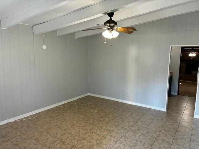 Building Photo - 6407 Terry Parker Dr N