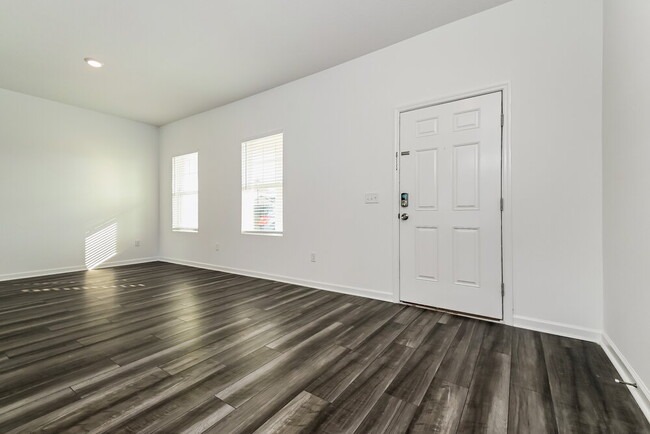 Building Photo - 787 Ocean Spray Dr