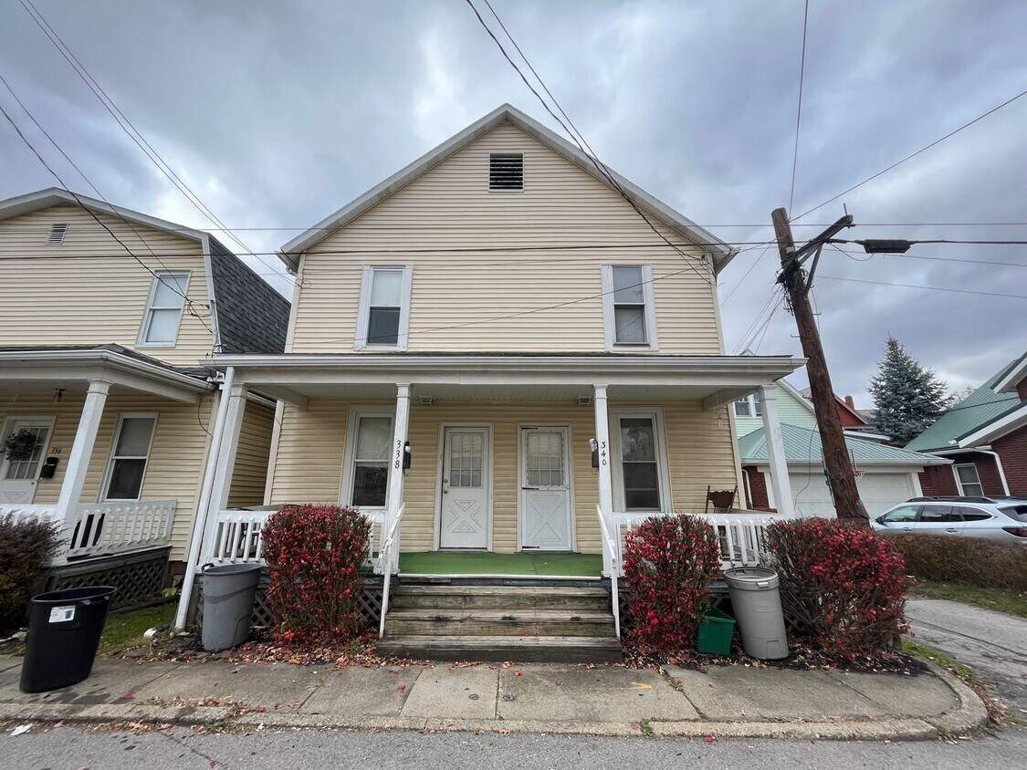 340340 N Cliff St Unit 340 N Cliff St, Butler, PA 16001 Room for Rent in Butler, PA