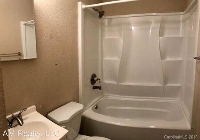 Foto del edificio - 2608 Crescent Ln