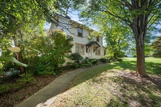 Building Photo - 1434 Cardinal Dr