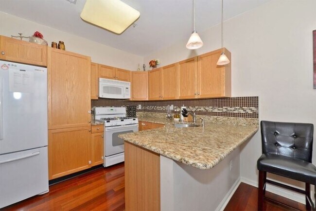 Foto del edificio - 123 Brittany Ct