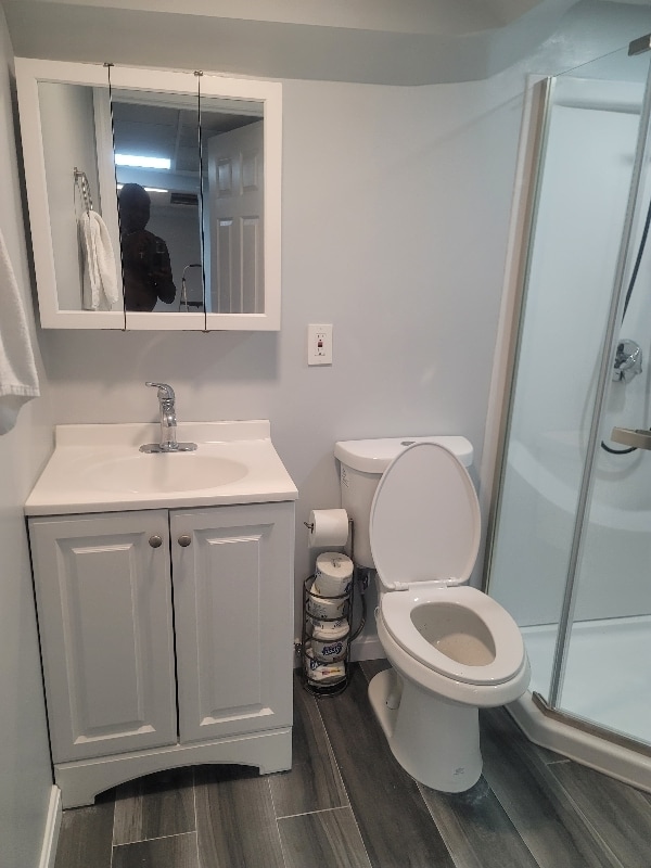 Building Photo - 113 Newton Ave N