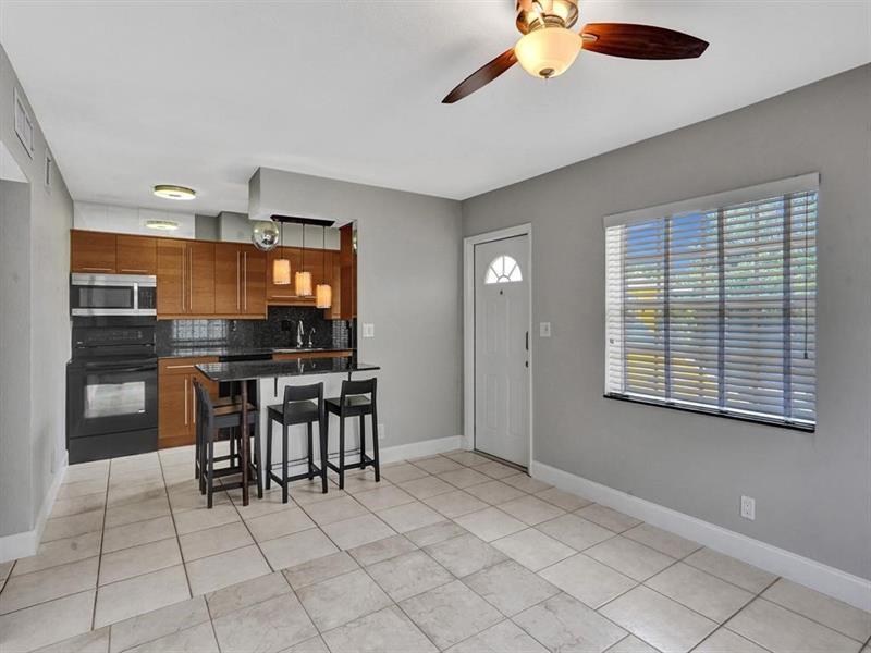 Foto principal - 51 NE 24th St