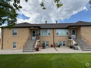 Building Photo - 2816-2816 Ave I