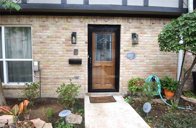 Building Photo - 14155 Lost Meadow Ln