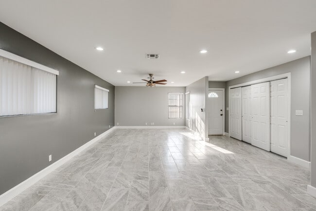 Foto del edificio - 406 Sea Willow Dr