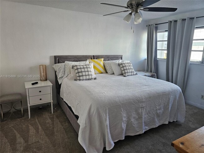 Foto del edificio - 215 SE 3rd Ave