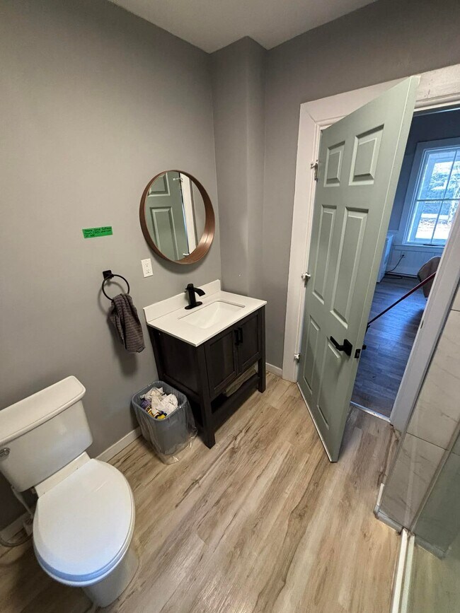 Photo du bâtiment - 75 Duke St