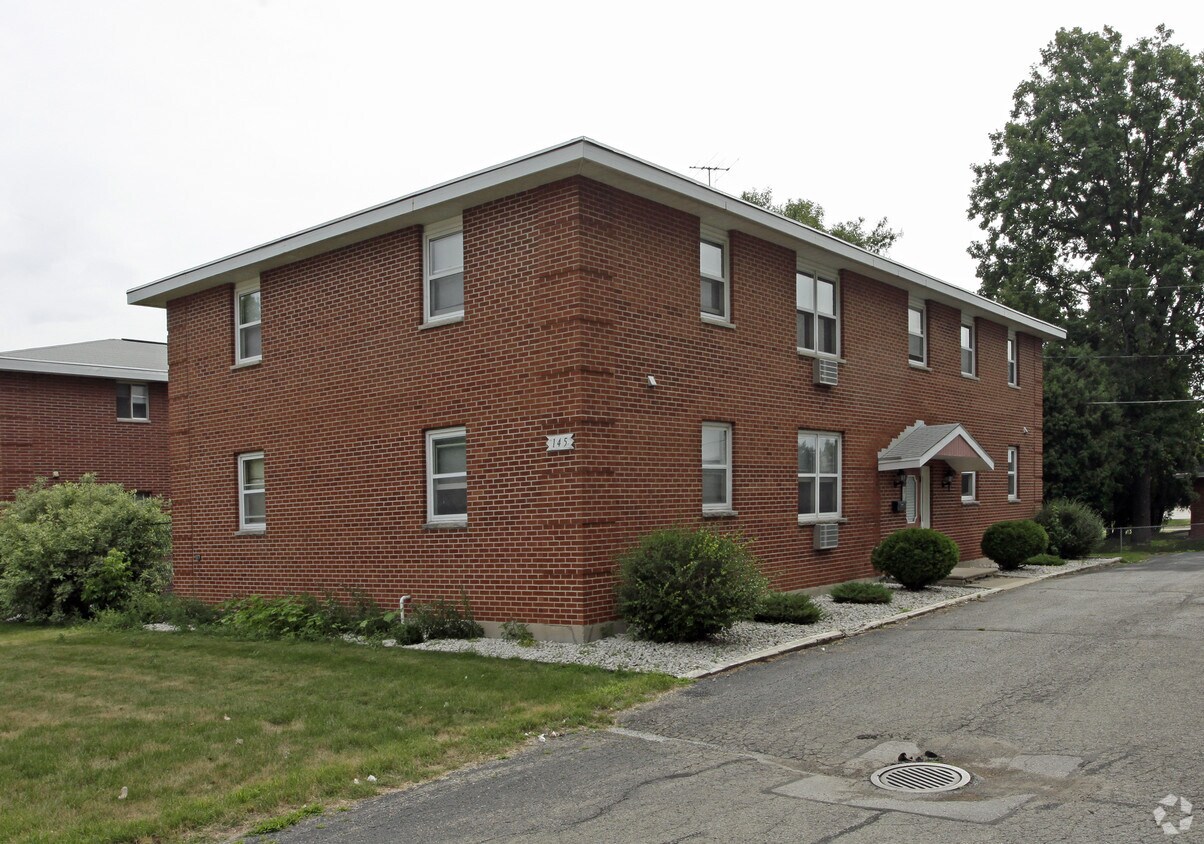 Foto principal - 145 Perkins Ave