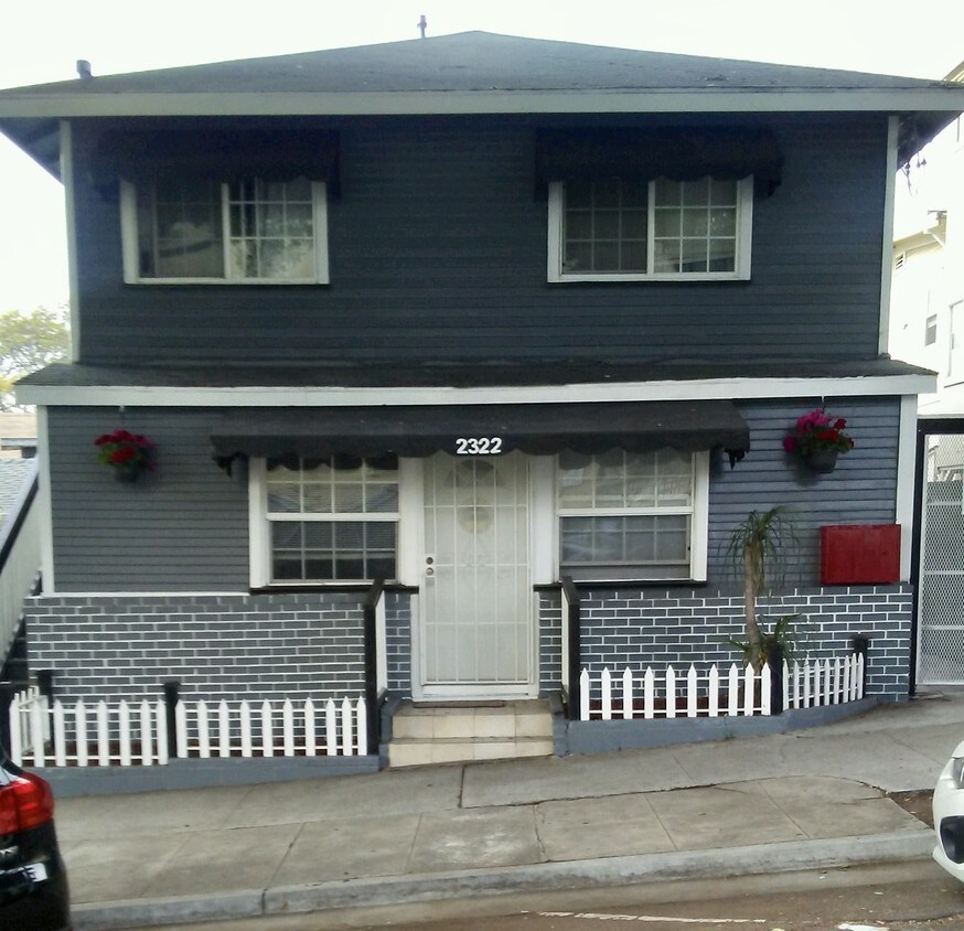Primary Photo - 2322 E St