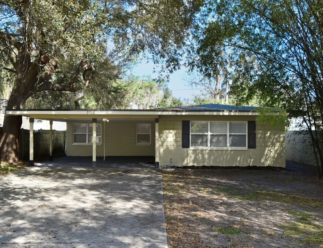 Foto principal - Updated, 3 Bedroom/2 Bathroom, Winter Park...