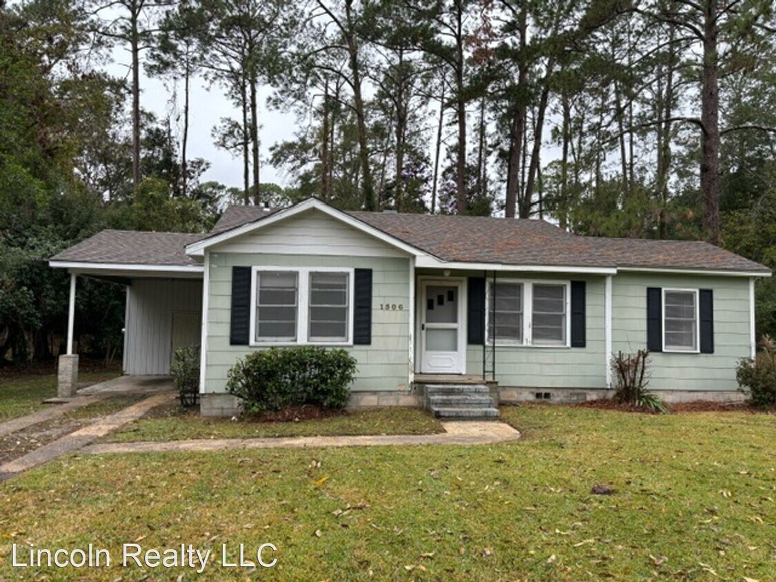 1506 Iola Dr, Valdosta, GA 31602 House Rental in Valdosta, GA