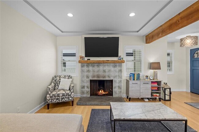 Building Photo - 3528 Pacific Ave