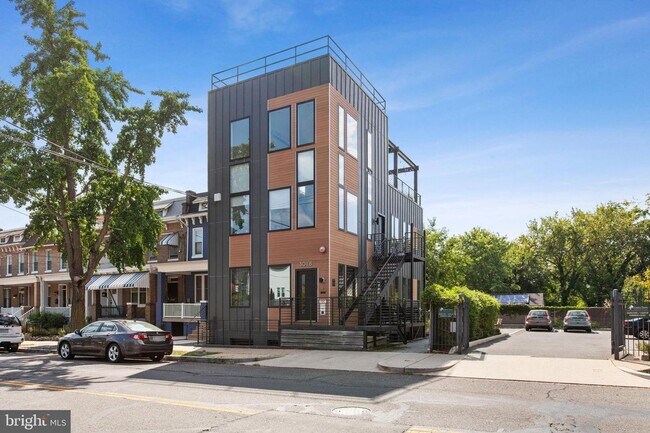 Building Photo - **$500 Gift Card Promotion** | Modern 2BR/2BA condo located in Brookland