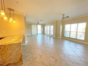 Building Photo - 7580 Toscana Blvd
