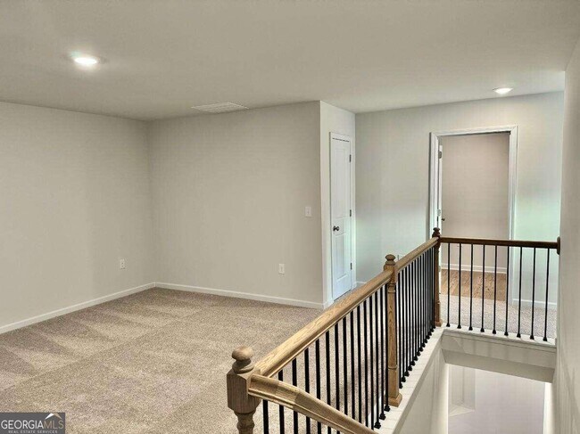 Building Photo - 620 Pt Pl Dr