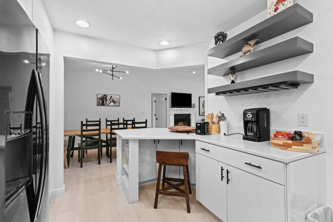 Foto del edificio - 1844 NW 42nd Ave