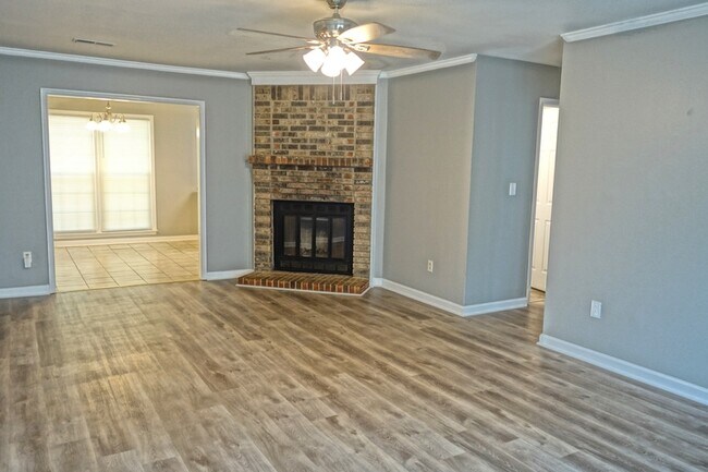Foto del edificio - 111 Scarlet Oak Cir