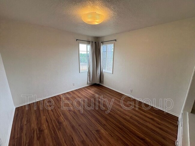 Building Photo - 14519 Avenue 416
