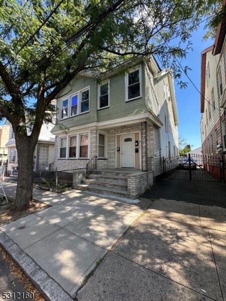 Foto del edificio - 176 Huntington Terrace