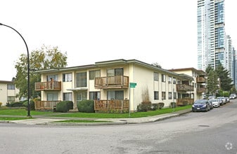 Building Photo - Dow 1