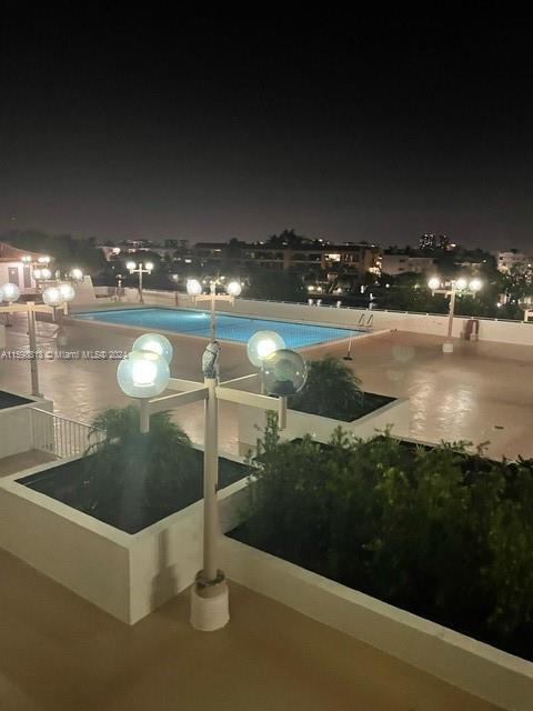 Foto del edificio - 290 174th St St