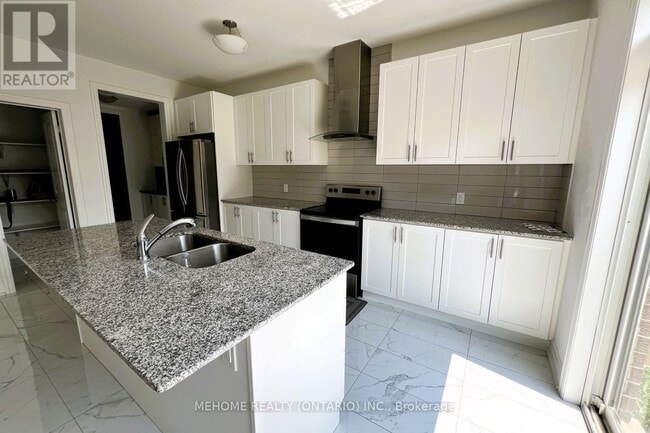 Building Photo - 3 Frank Kelly Dr