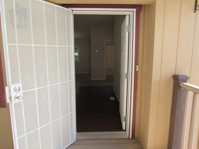 Foto del edificio - 14750 Cardoza Ct