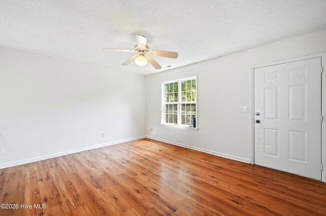 Photo - 118 Avondale Avenue Unit B Apartment