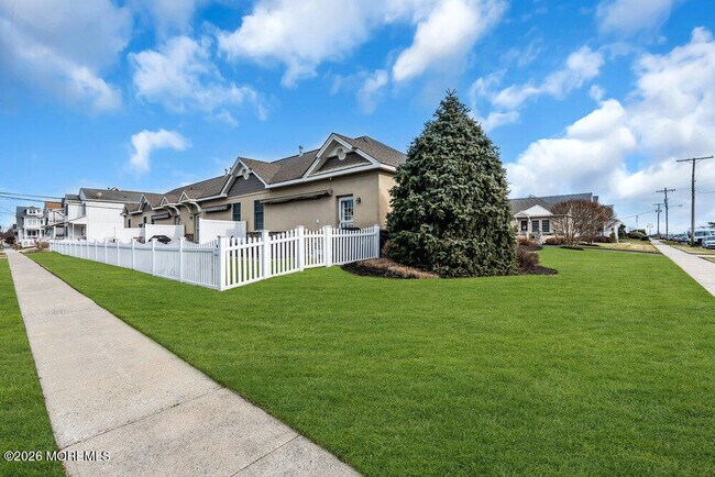 Foto del edificio - 120 10th Ave