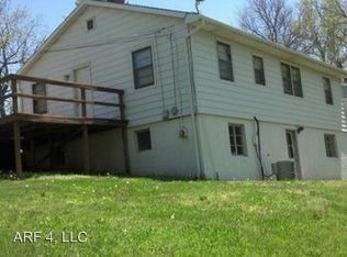 Building Photo - 2600 N River Blvd