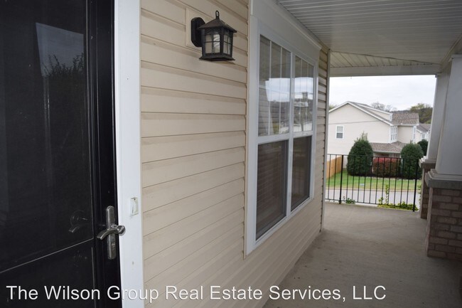 Building Photo - 7013 Lexington Point Dr