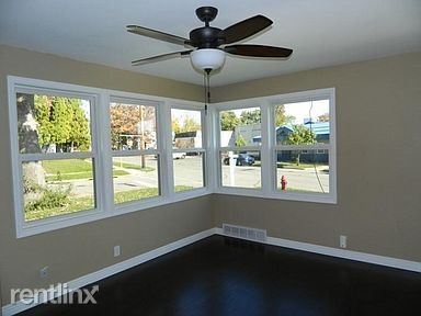 Foto del edificio - 2 br, 1 bath House - 501 Cedar St