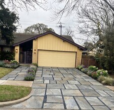 Building Photo - 10603 Silkwood Dr