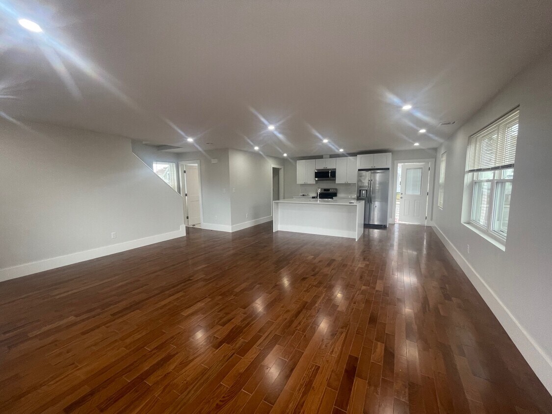 290 Riverside Ave, Medford, MA 02155