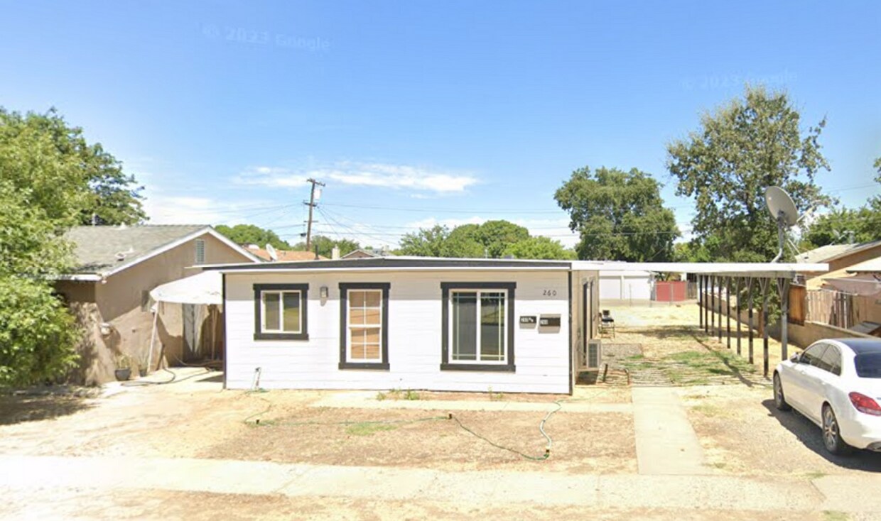Primary Photo - Buchanan Duplex