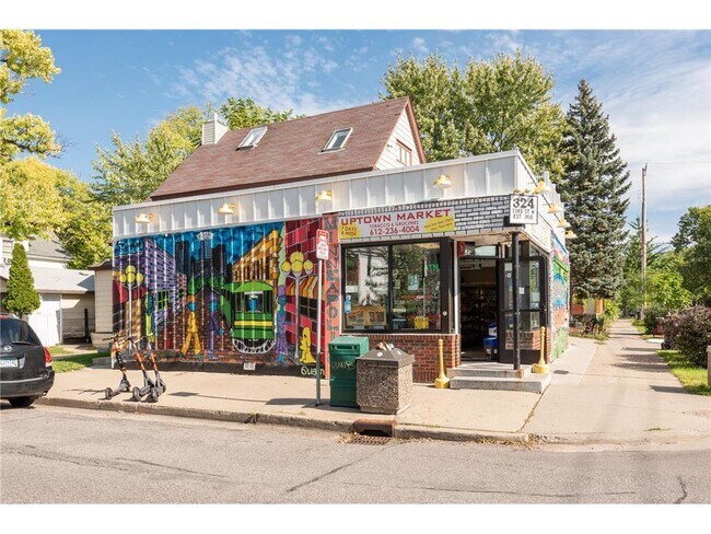 Building Photo - 3252 Grand Ave S