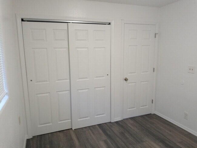 Dormitorio 1 - 1712 E Cataldo Ave