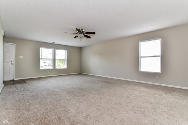 Building Photo - 688 Harvest Meadow Way