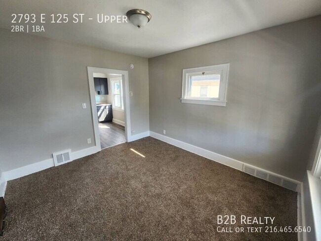 Foto del edificio - 2793 E 125th St