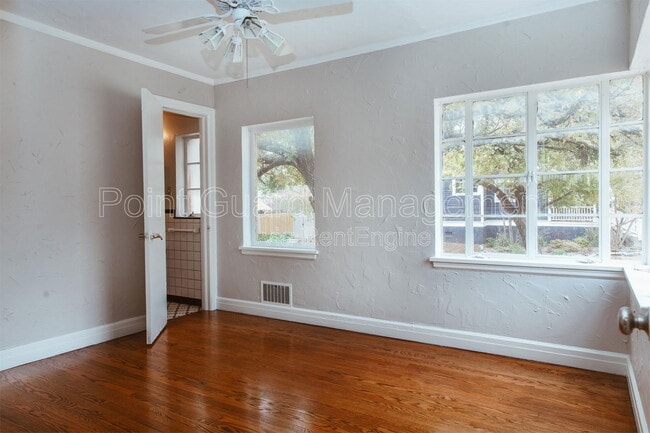 Photo - 1001 NW 21st St House