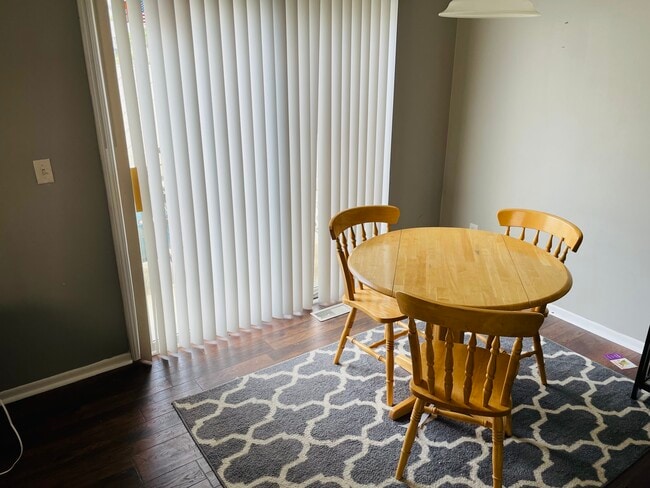 Dining space - 5236 Dierker Rd