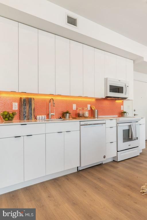 Foto del edificio - 1141 N Front St